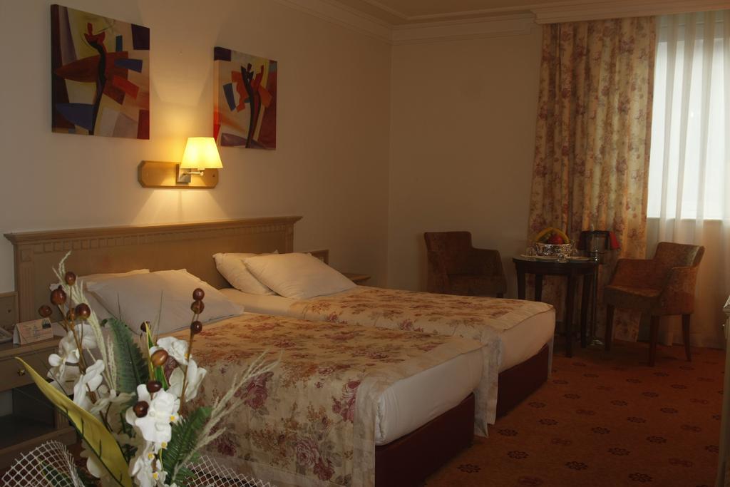 Grand Medya Hotel Istanbul Exterior photo